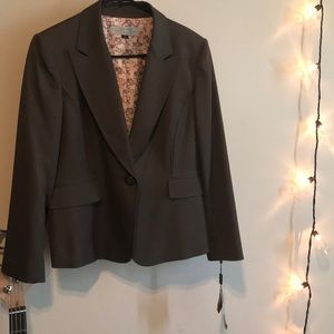 Tahari Arthur S. Levine Tan Suit Jacket